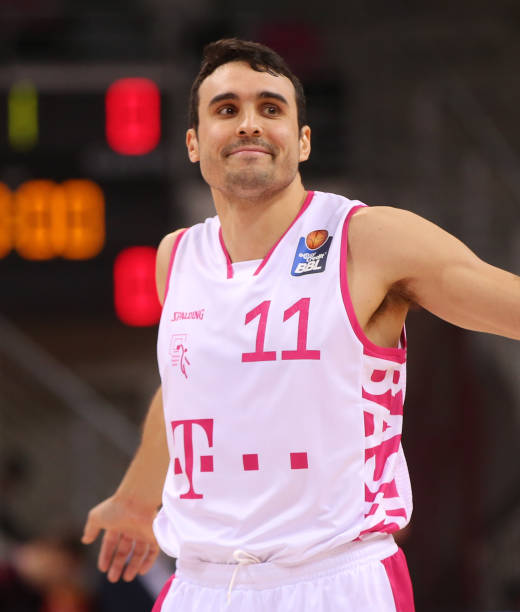 船在去年休 船在去年休