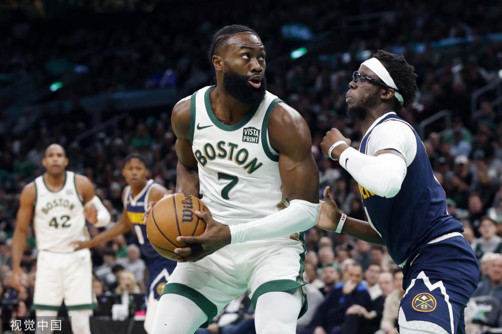 开赛2轮便下课！滕哈赫炮轰勒沃库森：感觉从未被信任