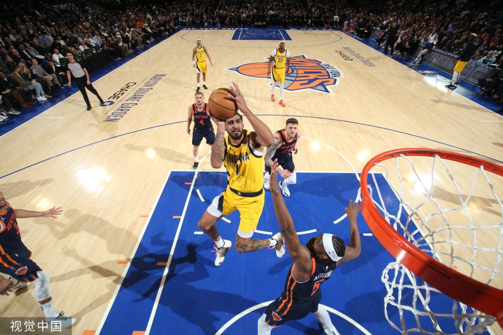 西甲半场：贝林厄姆头槌破僵，皇马暂1-0塞维利亚（西甲半场战报：贝林厄姆头球先拔头筹，皇马暂以1-0领先塞维利亚）