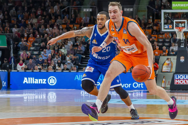 40岁老头的40岁疯狂一扣，NBA实战扣篮的天花板之一